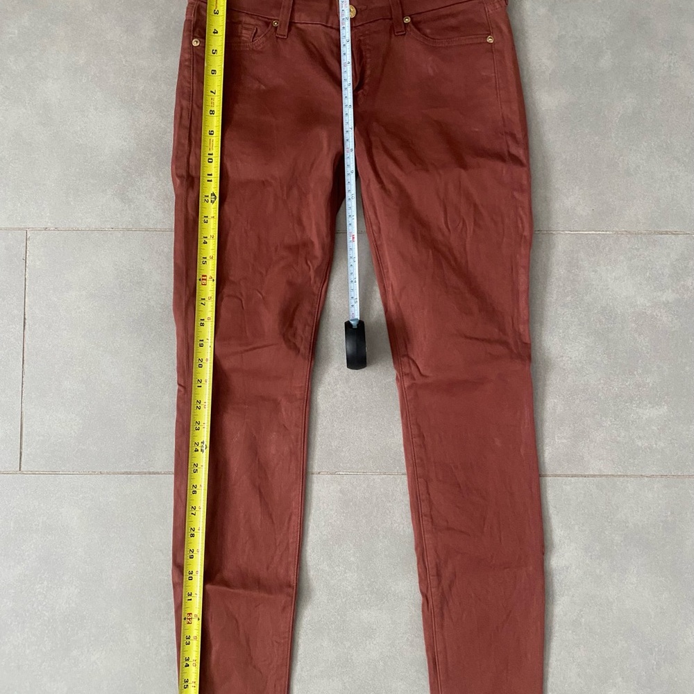 7 For All Mankind Women's Skinny Jeans in Burgundy - Picture 6 of 7